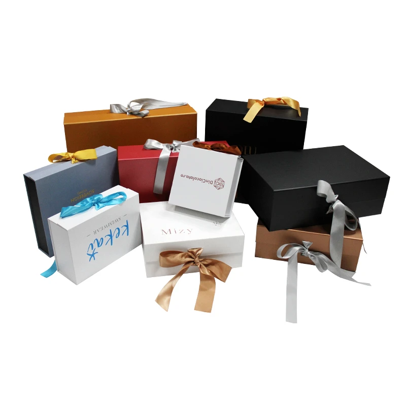 custom cadboard box with ribbon closure (10)