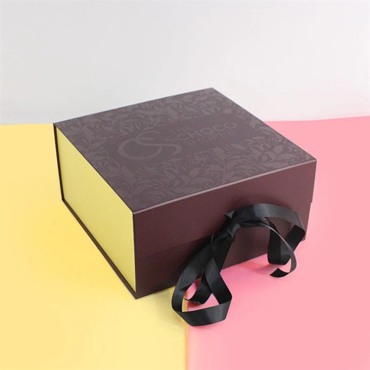 folding magnetic gift box with ribbon (4)